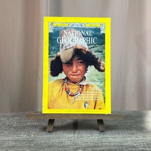 NATIONAL GEOGRAPHIC Magazine-APRIL,1977 NEPAL